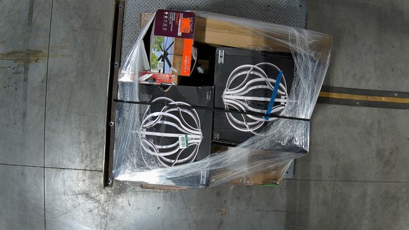 Lighting & Electrical - Commercial Electric, HDC, Artika - Est Retail $2,638- 1plt