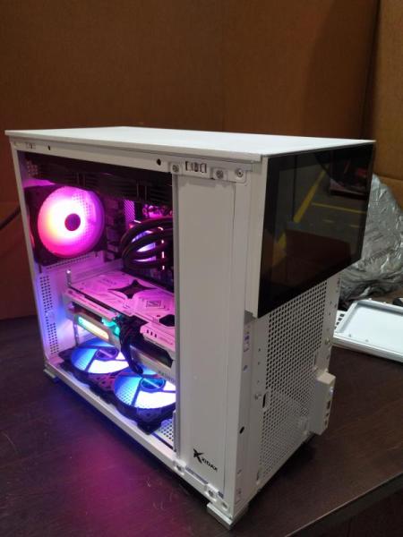 RX 9070 XT, Gaming Computer PC Lot & More - $5.1K - 2 qty.