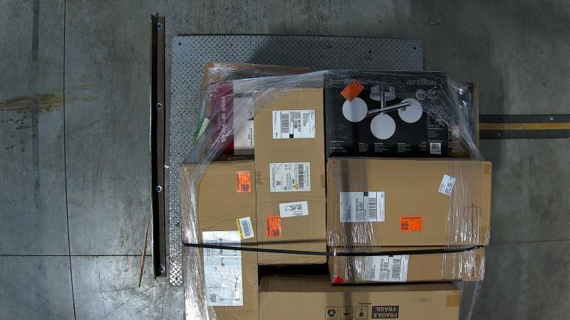 Lighting & Electrical- STARLINK, ALORA MOOD, JONATHAN Y, WINGBO, LNC, HDC, LUTEC, Hampton Bay -Est Retail $7,886- 2plts