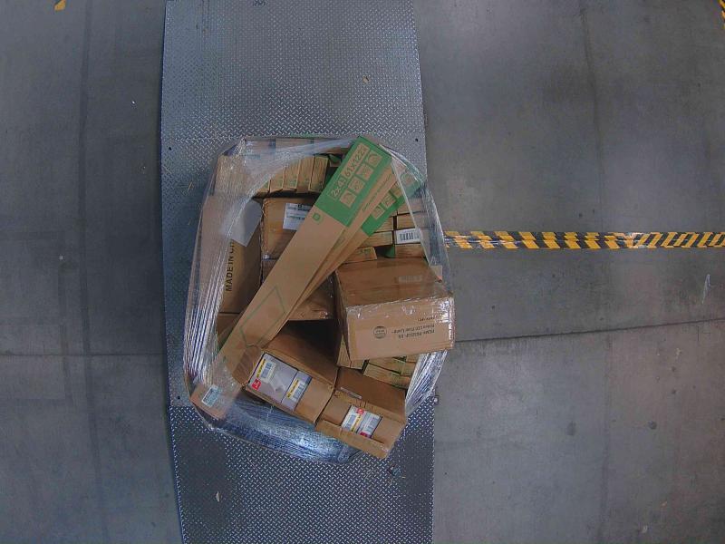 Lighting & Electrical - Kichler, HomeGlam, HOMEPLACE LIGHTING, Lithonia Lighting, JONATHAN Y - Est Retail $7,982- 2plts