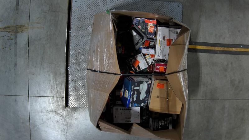 Lighting & Electrical - Wyze, Ring, Blink, Feit, Hampton Bay - Est Retail $4,145- 1plt