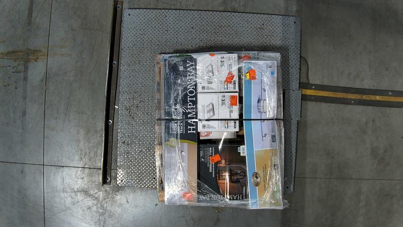 Lighting & Electrical - HDC, Hampton Bay, Lithonia - Est Retail $1,342- 2plts