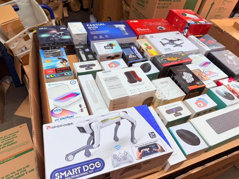 Bulk Lot of 500 Mixed Electronics, Gadgets & Home Goods MSRP $15,000