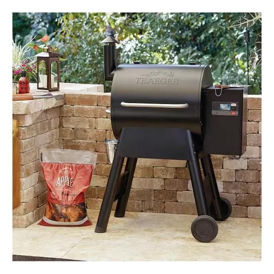 Seasonal - Traeger Pro 575 Wi-Fi Pellet Grill and Smoker - Est Retail $1,344- 1plt