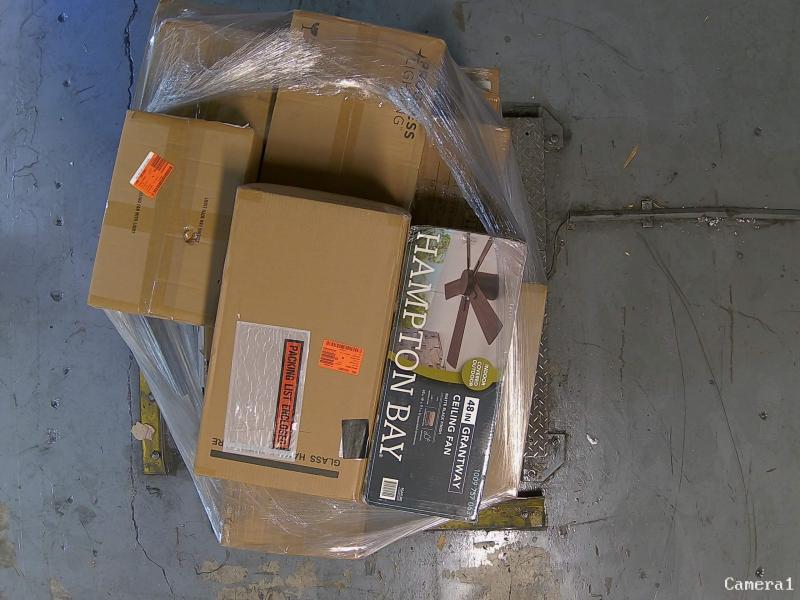 Lighting & Electrical - Kichler, LNC, Progress Lighting, TOZING, HUOKU, HDC, Merra, Pacific Core - Est Retail $4,310