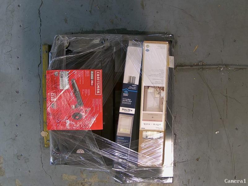 DELTA Contractor Saws 10in 15Amp 120V Contractor Table Saw, CRAFTSMAN 10-Drawer Steel Rolling Tool Cabinet -MSRP $3,204