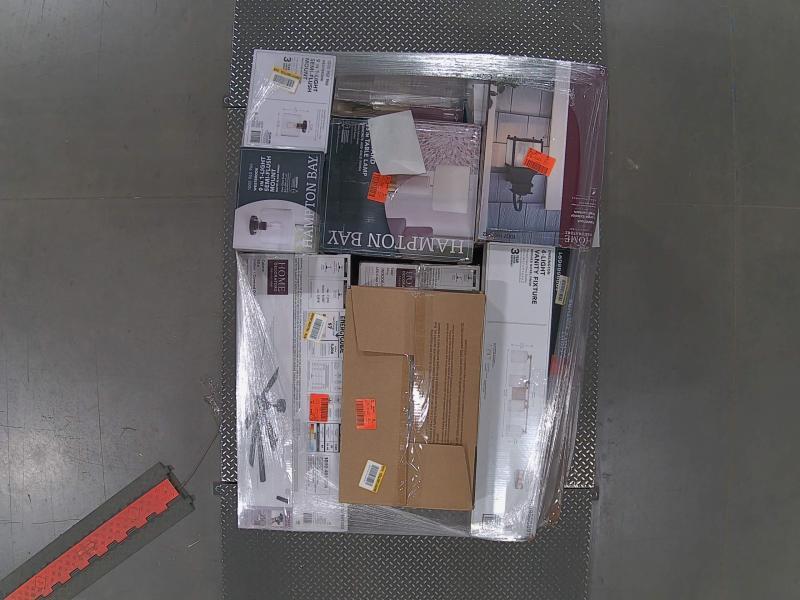 Lighting & Electrical - HDC, Eaton, Hampton Bay, Artika - Est Retail $3,332- 1plt