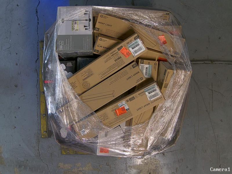 Lighting & Electrical - GE, Artika, Uixe, Hampton Bay - Est Retail $6,083- 1plt