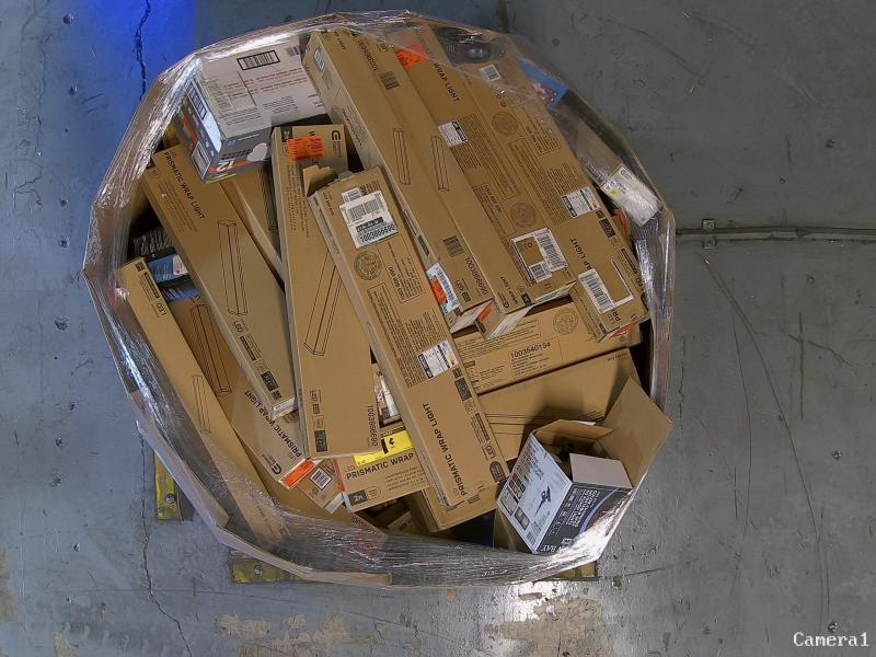 Lighting & Electrical - Halo, Wyze, Feit, Commercial Electric - Est Retail $5,655- 1plt