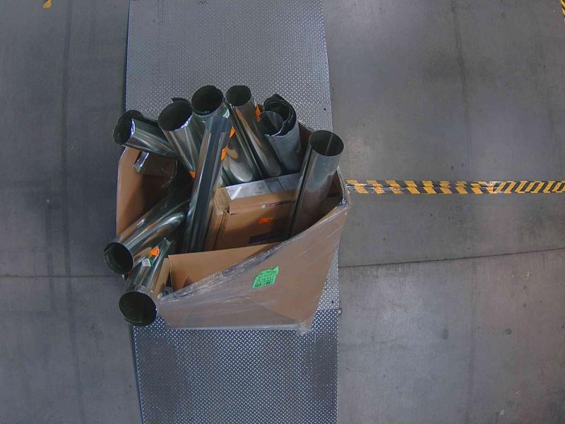 Plumbing - Glacier Bay, Everbilt, Delta - Est Retail $2,060- 3plts