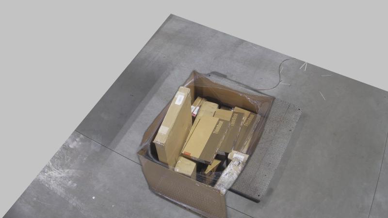 Salvage Electronics - Lenovo ThinkBook Laptop, Garmin Smartwatch, Monitor Stand - MSRP $11,031