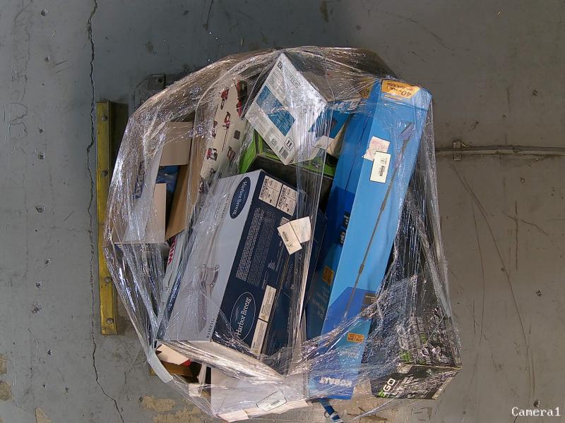 Metabo 2-1/2in 15-Degree Pneumatic Siding Nailer, Roundhead Framing Nailer, Kobalt Gen4 40V 10in Pole Saw - MSRP $3,612