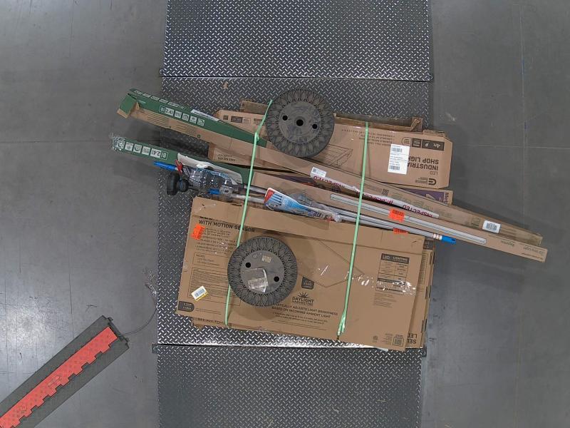 Lighting & Electrical - Southwire, Lithonia Lighting, Commerical Electric - Est Retail $1,049- 1plt