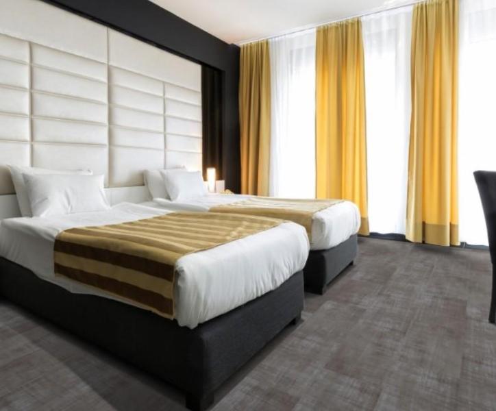 Truckload of New Teknoflor Icon HPD Flooring - MSRP $137,627