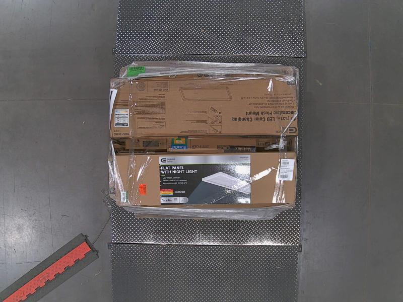 Lighting & Electrical - Commercial Electric, Lithonia Lighting, Metalux, Hampton Bay, Defiant -Est Retail $1,756- 2plts