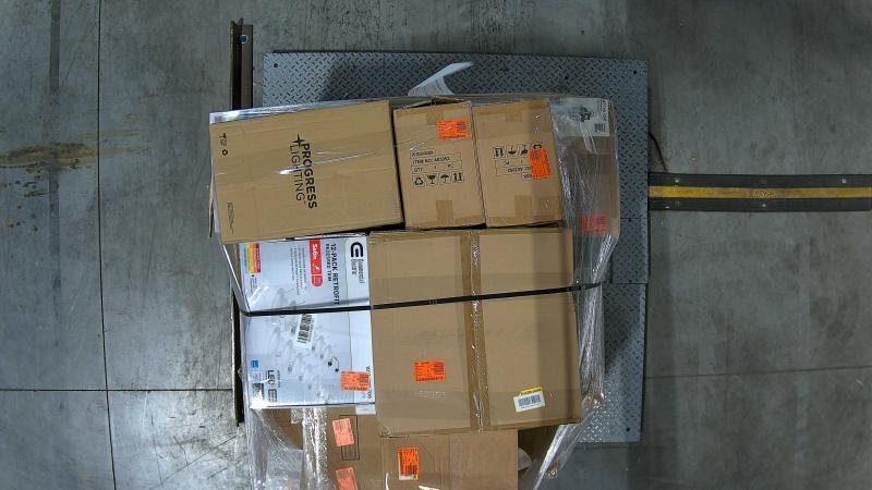 Lighting & Electrical - Kichler, VEVOR, HUOKU, LNC, JONATHAN Y, GE, Volume Lighting, HALO - Est Retail $11,585- 2plts