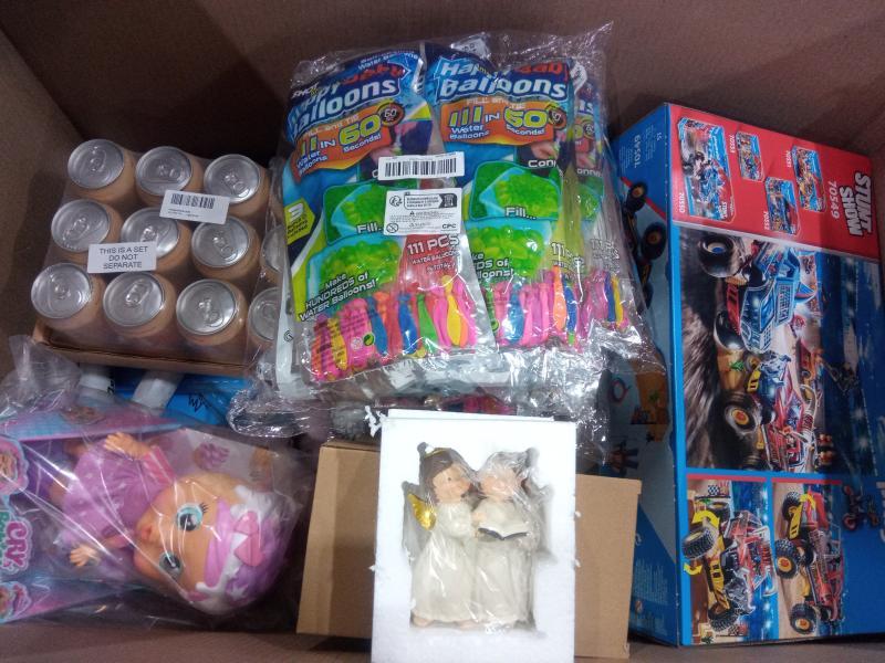 General Merch - Olipop Prebiotic Soda, Simply Nourish Dog Treats, Uorlen TV Antenna - MSRP $6,240