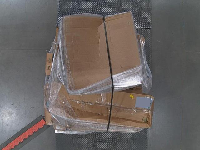 Home Decor - jinchan Vintage Floral 8x10 Area Rug, KOCUUY 24x48 Inch Large Gold Wall Mounted Mirror - MSRP $3,201