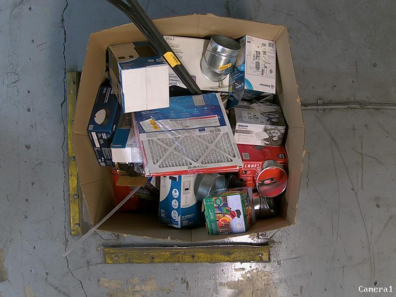 Graco Magnum Project Painter+ Electric Stationary Airless Paint Sprayer, Kobalt Gen4 40V Chainsaw - MSRP $3,280