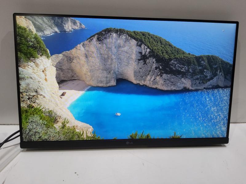 A Grade - LG 24" IPS 100Hz FHD LCD Monitor with AMD FreeSync Technology, Matte Black (24BR400-B) - MSRP $199