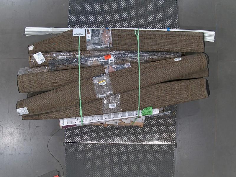 Flooring & Rugs - Hampton Bay, LifeProof, HDC - Est Retail $3,993- 1plt