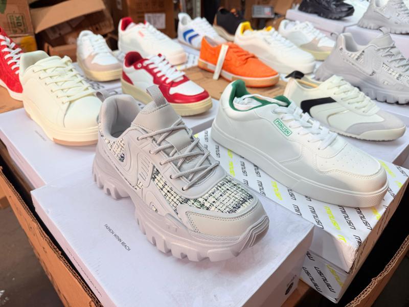 Bulk Lot of 200 Mixed Brand Sneakers Men's & Women's