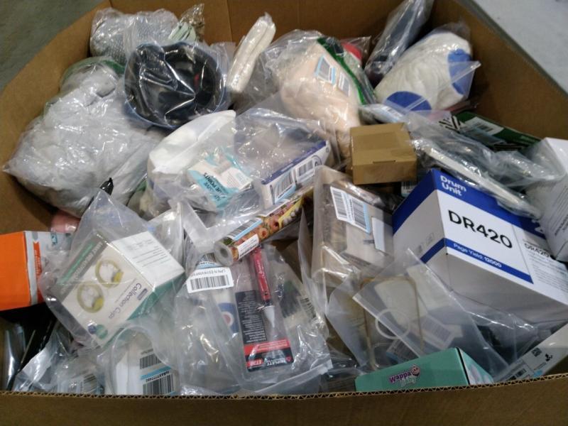 BOSCH 26A16A ICON Beam Wiper Blades, Rldym Dash Storage Bin Box Coin Tray, Orgrimmar Umbrella Base - MSRP $2,884