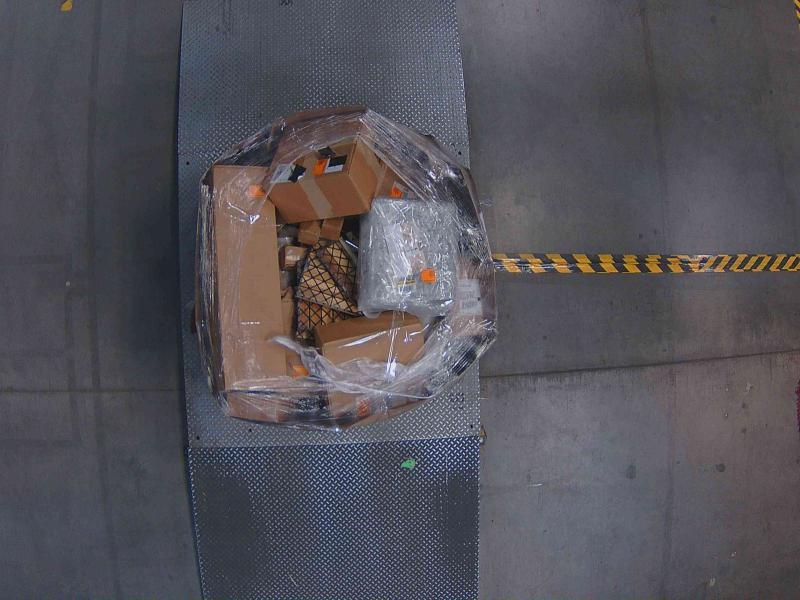 Flooring & Rugs - Amer Rugs, RUGPADUSA, Ivy Hill Tile, Garvee, SKYSHALO, Pro Space, Beverly Rug - Est Retail $1,895