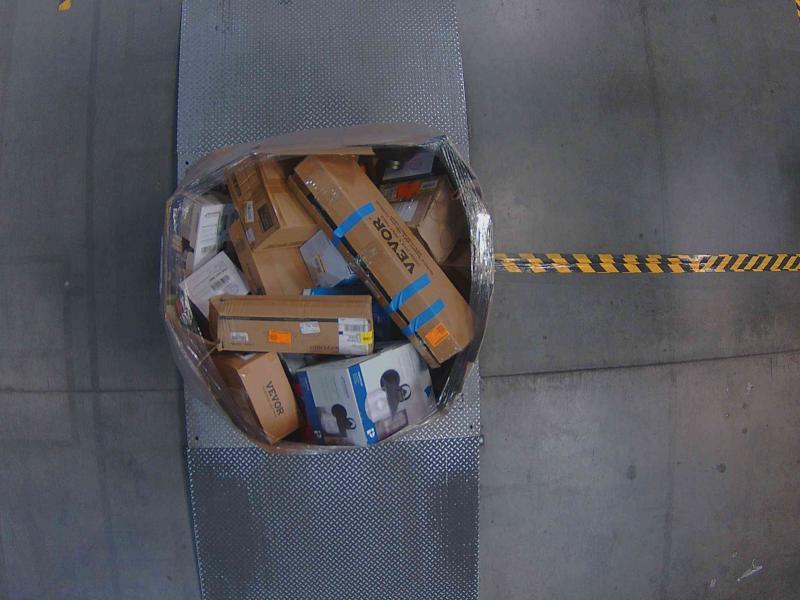 Lighting & Electrical - Kichler, LIFX, VEVOR, GE, JONATHAN Y, HUOKU, LNC, TOZING, FANIMATION - Est Retail $5,687