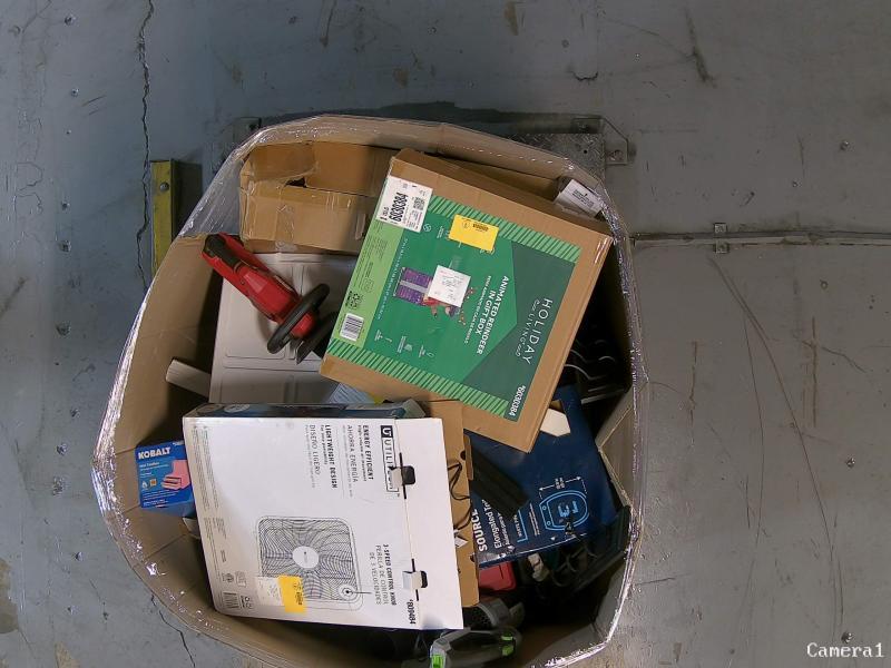 Tree Classics by Balsam Hill Classic Fraser 7.5ft Fir Pre-lit Tree, EGO POWER+ 56V 615CFM Leaf Blower - MSRP $4,160