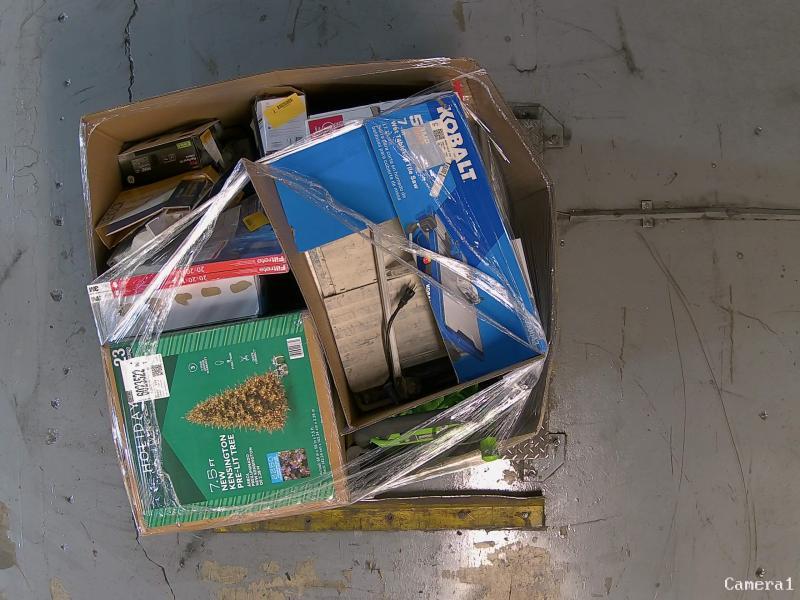 Holiday Living 7.5ft New Kensington Pine Pre-lit Tree, Fanimation Slinger v2 72in LED Outdoor Ceiling Fan - MSRP $2,941