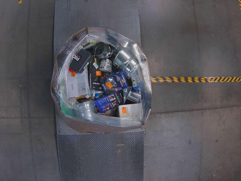 Plumbing - Pex, Glacier Bay, Wayne, Waterpik - Est Retail $7,594- 1plt