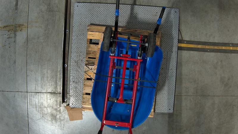 Pallet of Lawn & Garden