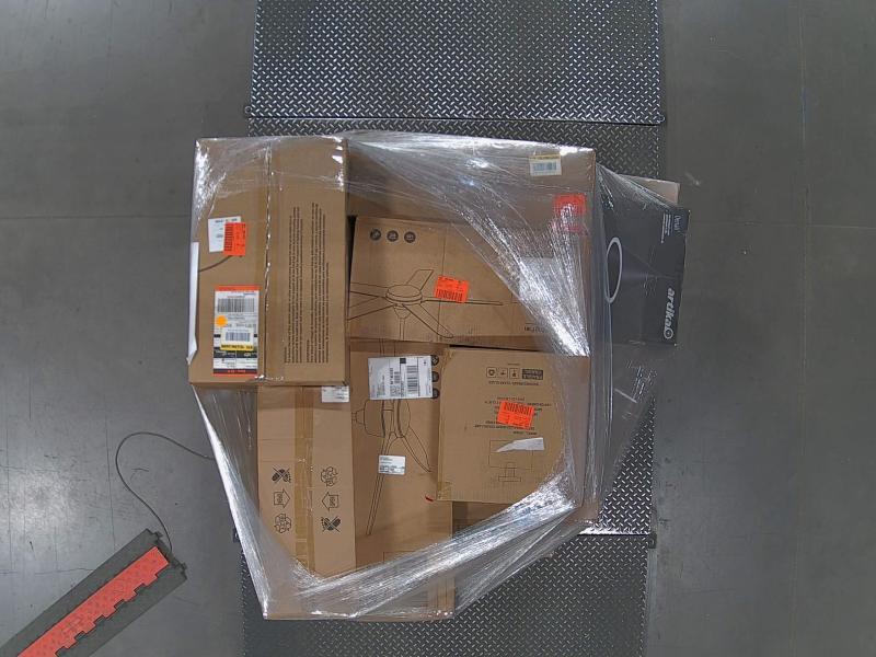 Lighting & Electrical - Connecticut Electric, Kichler, JONATHAN Y, Uolfin, Artika, LNC, YUHAO, HDC - Est Retail $4,121