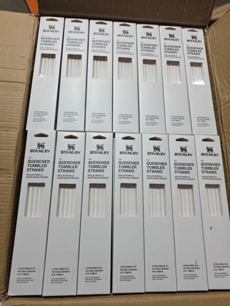 Stanley Quencher Tumbler Straws 960pcs - MSRP $14,400