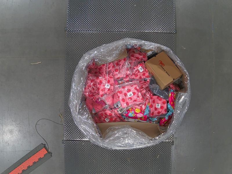 Apparel - Fitville, Cupshe, UVN, JuneFish, Huntworth, Time and Tru - MSRP $21,820