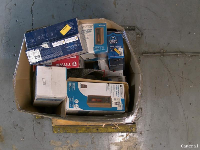 Titan ControlMax 1900 Pro Stationary Airless Paint Sprayer, Metabo HPT 2-1/2in Pneumatic Siding Nailer - MSRP $3,188