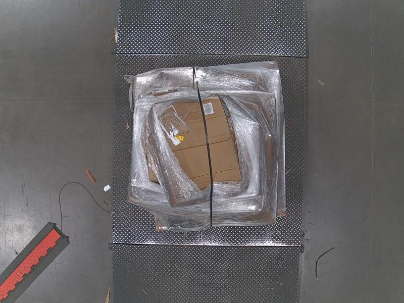 Home - CozyTide Oversized King Quilt, blunique Heated Blanket, Lightweight Comforter Sets - MSRP $1,407