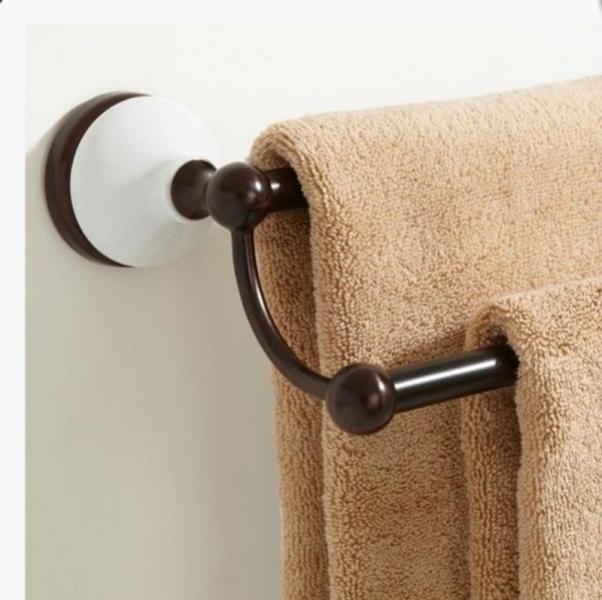 ASSORTED LOTS of 250+ MANIFESTED Over $25800 Retail New Towel Bar