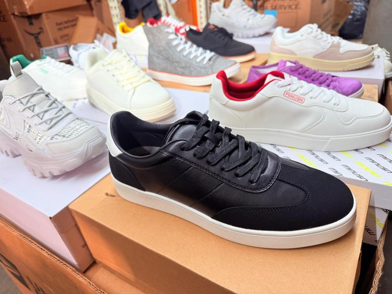 Bulk Lot of 200 Mixed Brand Sneakers Men's & Women's