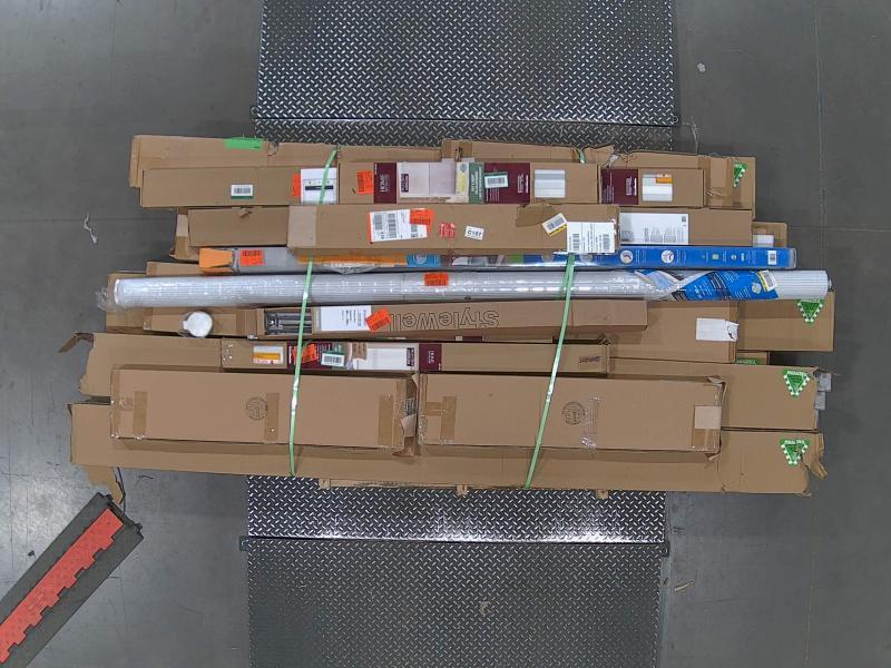 Window Decor - Coolaroo & HDC - Est Retail $1,917- 1plt