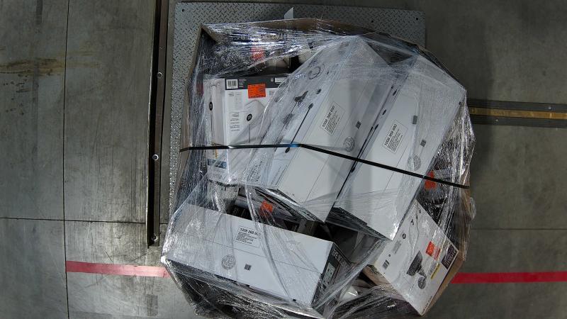 Lighting & Electrical - Hampton Bay, Artika, HDC - Est Retail $2,016- 1plt