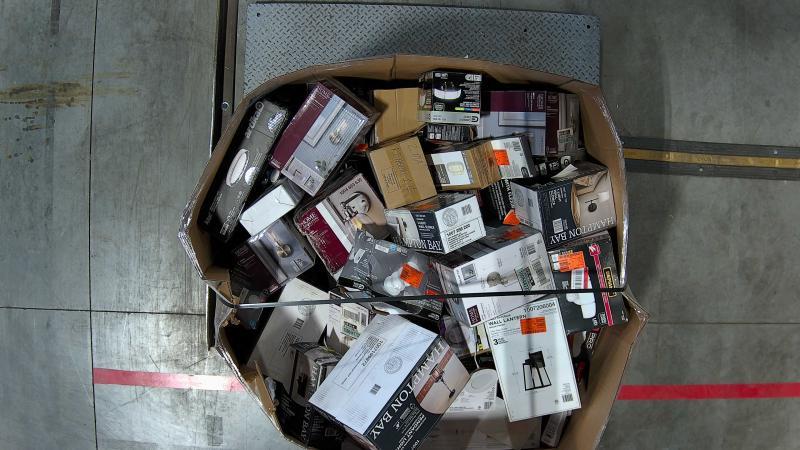 Lighting & Electrical - Firex, Commerical Electric, Artika - Est Retail $4,289- 1plt