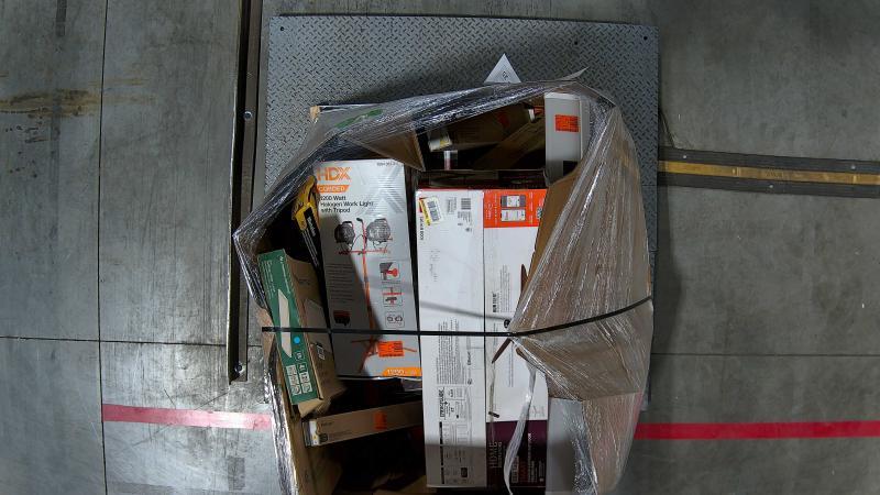 Lighting & Electrical - HDC, Lithonia Lighting, RIDGID, GPX, Hampton Bay, Metalux, Husky, HDX - Est Retail $3,356