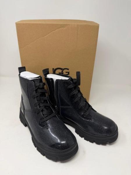 UGGS, CROCS, VANS CHILDRENS DESIGNER CLOTHING