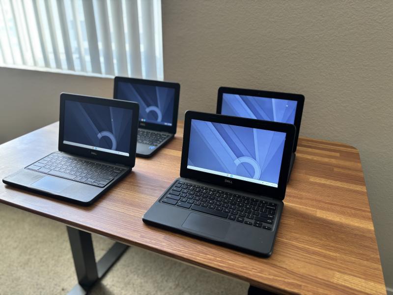 (4) Dell Chromebook 3100. Fully functional bundle