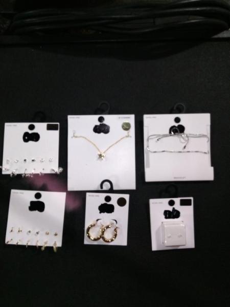 Luxury Department Store - Jewelry