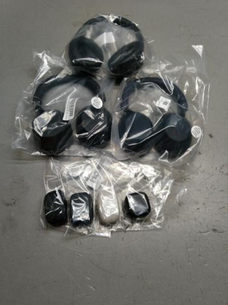 C Grade - Audio - Sony Bluetooth Headphones & Earbuds - MSRP $1,909