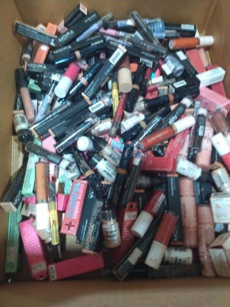 Health & Beauty - CC Prep Concealers, KARA BEAUTY Blissful Liquid Blushes - MSRP $2,108