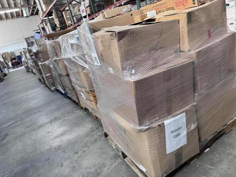 24 PALLETS OF ELECTRONICS AND HOUSEHOLD GOODS. RETURNS AND OVERSTOCK MSRP $220,765
